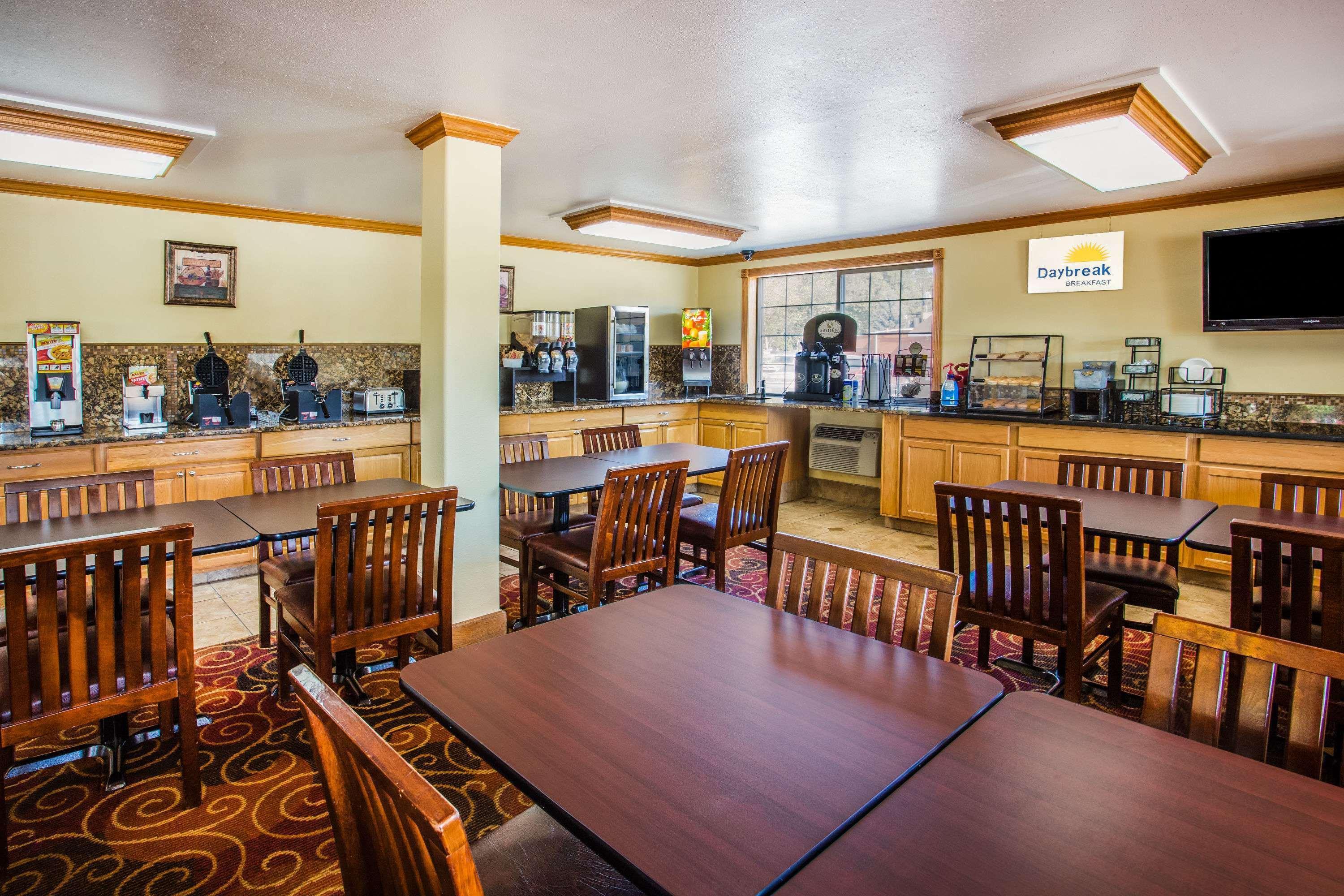 Days Inn By Wyndham Yakima Luaran gambar